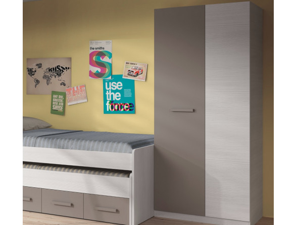 QUARTO DE JOVEM CURLY