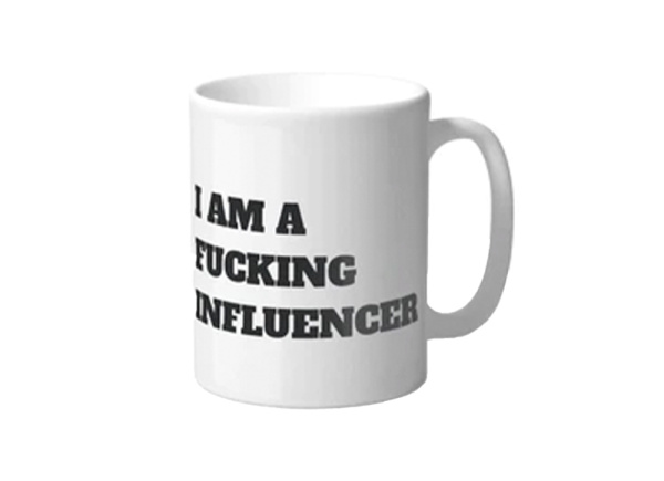 Taza divertida blanca con letras negras INFLUENCER Taza divertida blanca con letras negras INFLUENCER