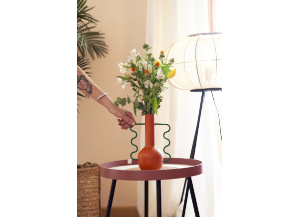 Jarrón de metal pintado FORSSA