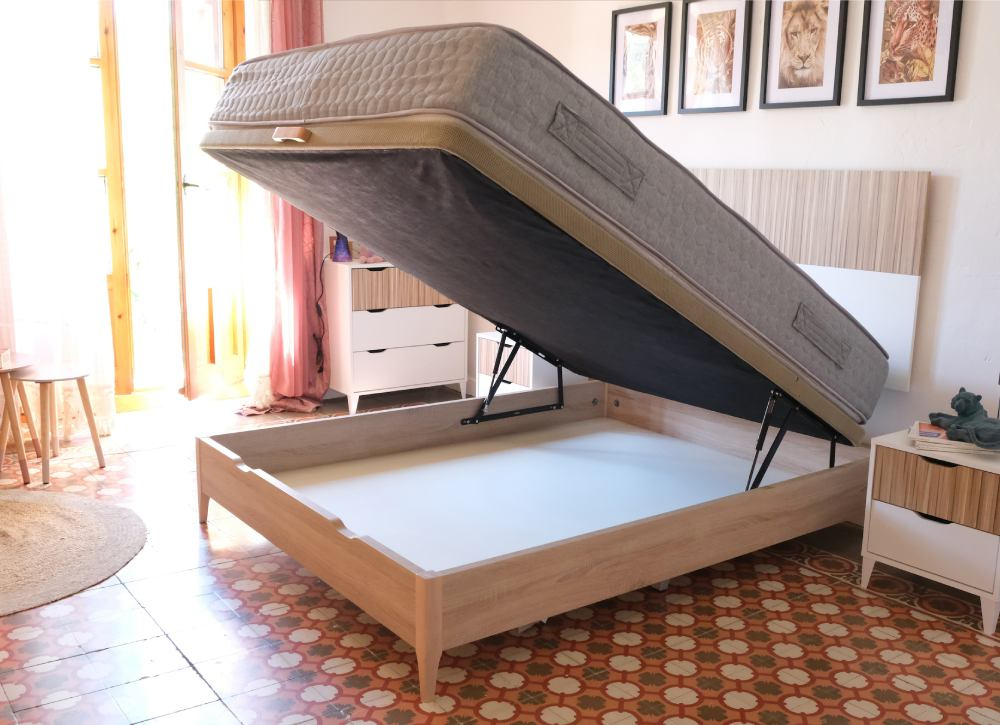 Canapé com pernas altas VERSALLES