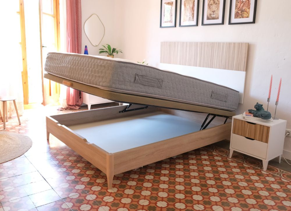 Canapé com pernas altas VERSALLES