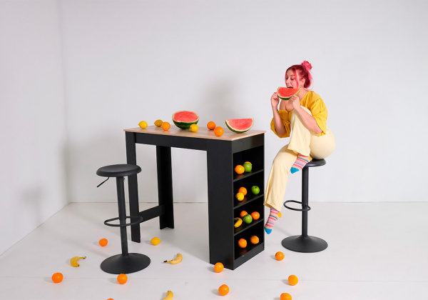 Mesa alta com prateleiras ALEX