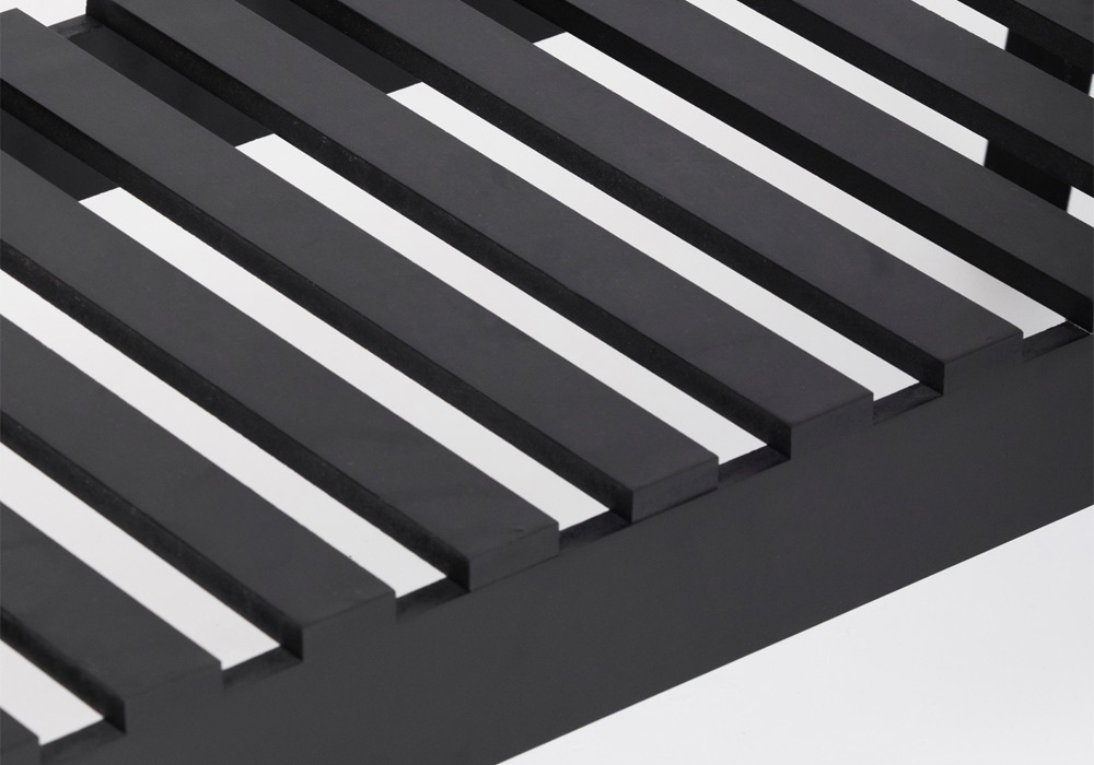 Perchero de madera LUA