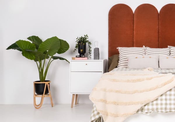 Mesita 1 puerta y 1cajón TEMPUS