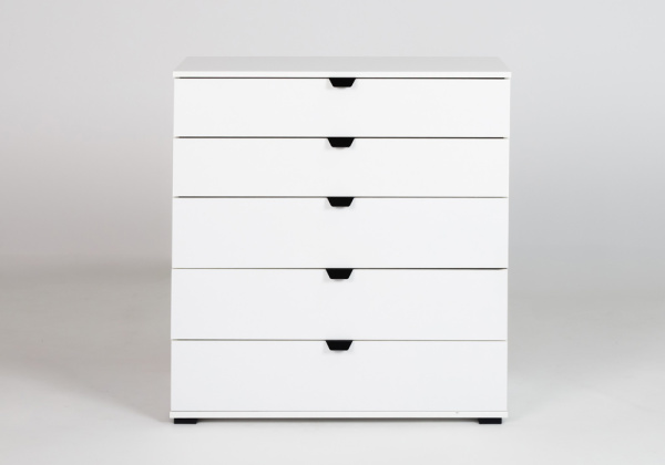Cómoda com 5 gavetas URBANBOX