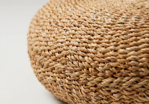 Puff de suelo redondo de seagrass OPAL detalle