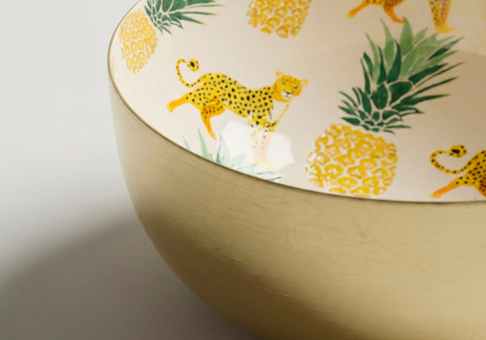 Cuenco con estampado TEBAS piñas detalle