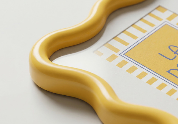 Marco rectangular ondulado MANGO amarillo detalle