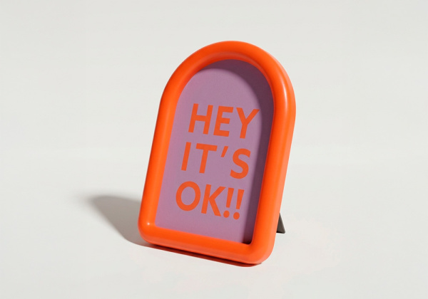 Marco con forma de arco MARINA Rojo Lateral