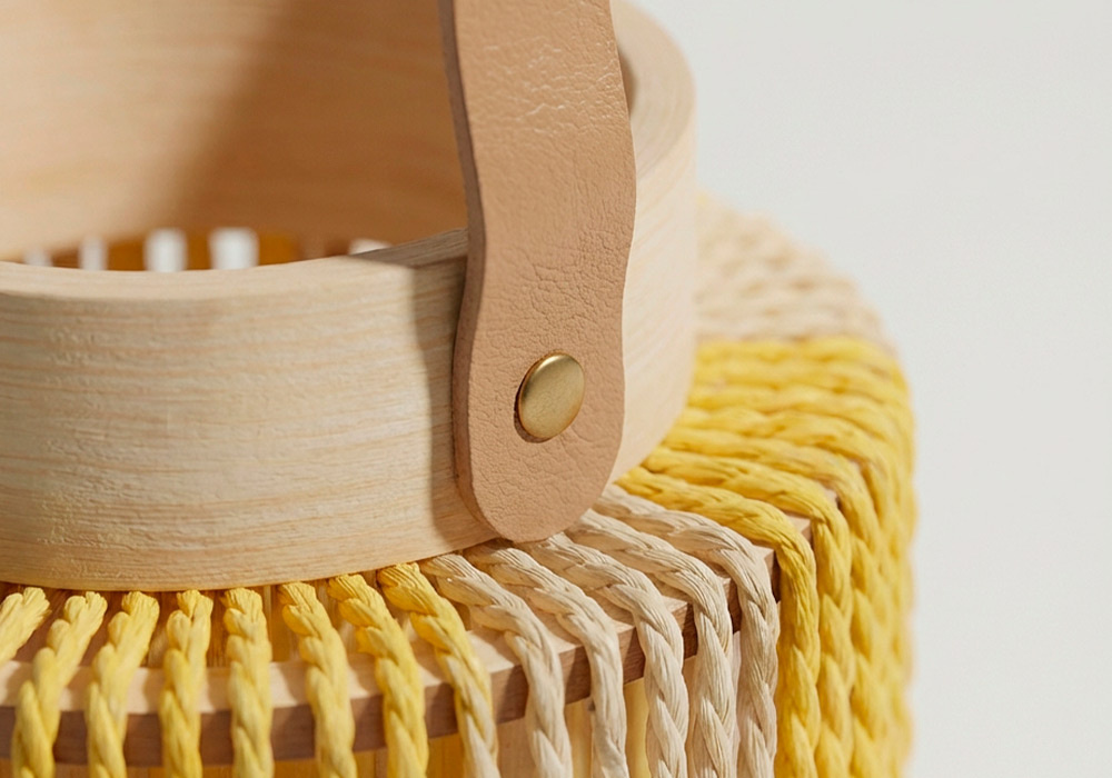 Farol de ratán de colores SILK-amarillo detalle