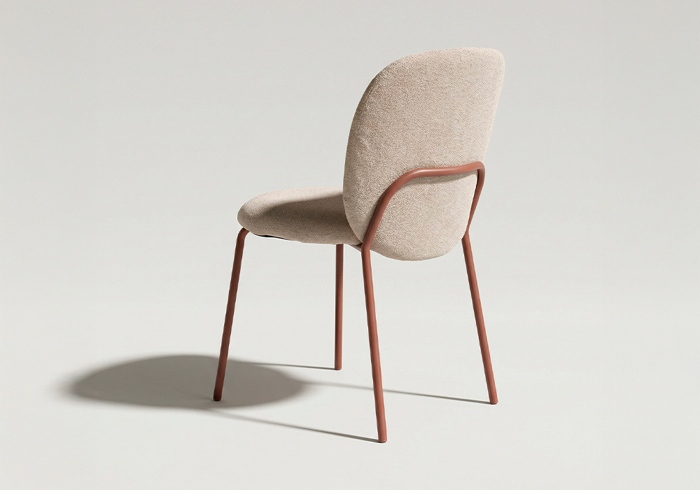 Silla tapizada pata metálica DONA-3.4 desde atrás