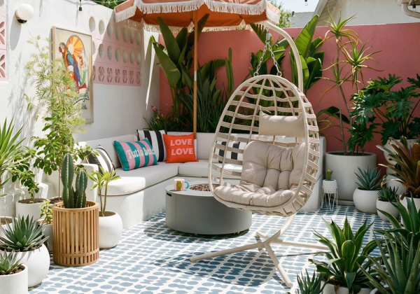Sillón colgante para exterior ISLA Beige Ambiente