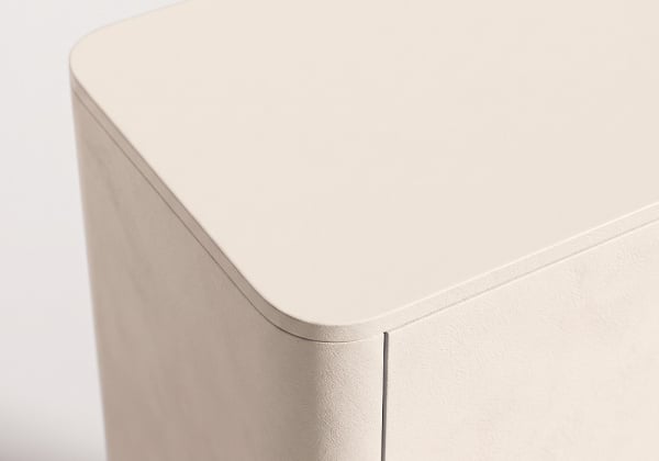 Mueble bodeguero con patas BRONTE Mueble bodeguero con patas BRONTE