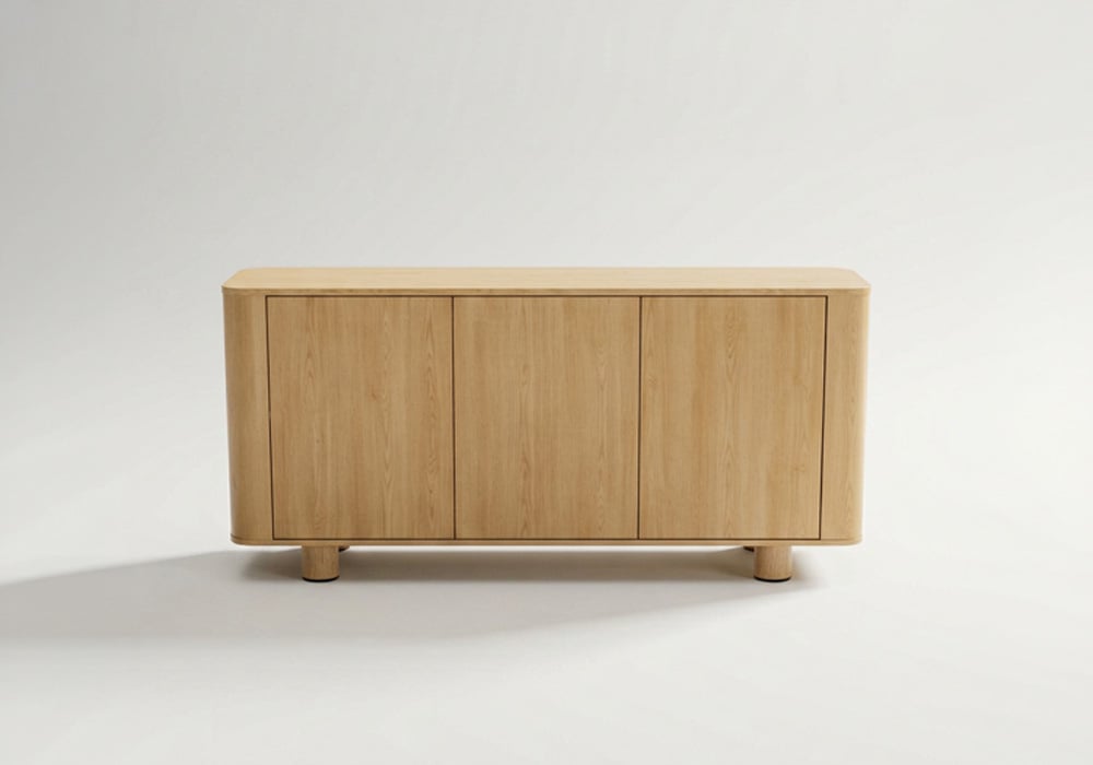 Sideboard 3 portas terminando em carvalho
