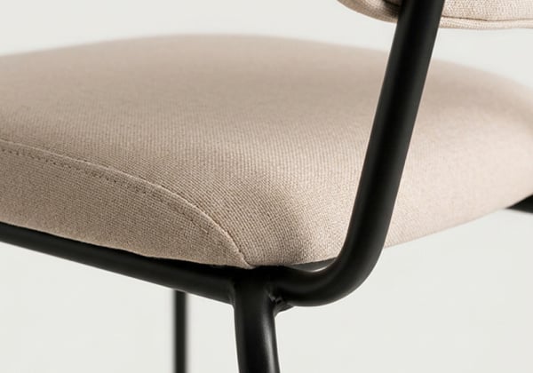 Silla apilable STACK BEIGE D3ETALLE 2 Silla apilable STACK BEIGE D3ETALLE 2