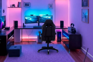 Silla gamer en habitación