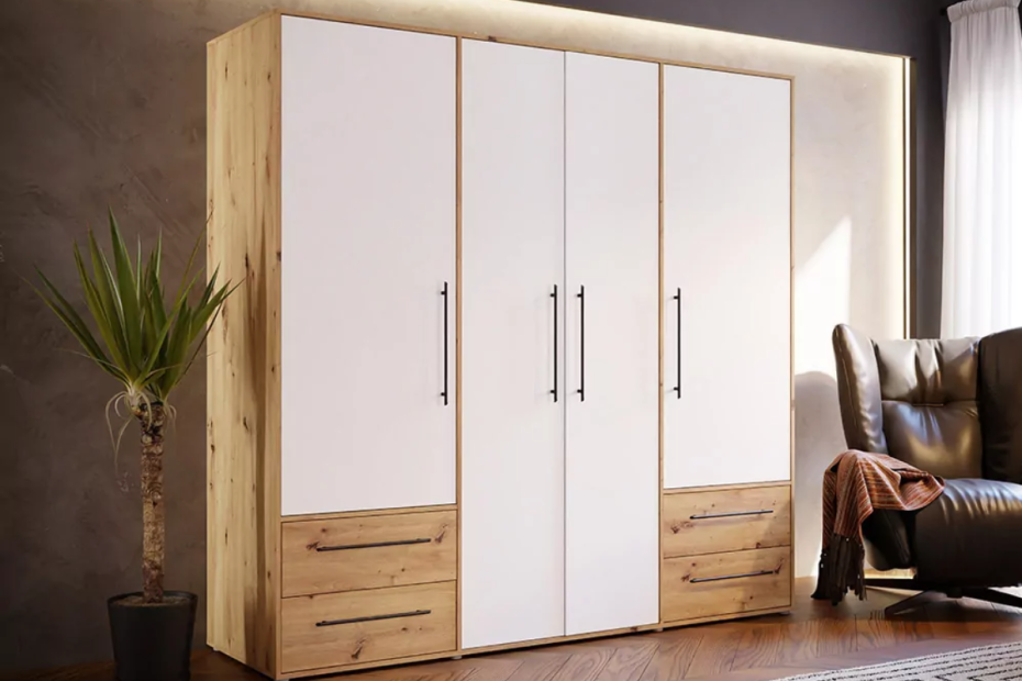 armario cuatro puertas en color blanco y tonos madera