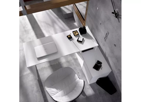 Mesa de estudio en ángulo STUART Mesa de estudio en ángulo STUART