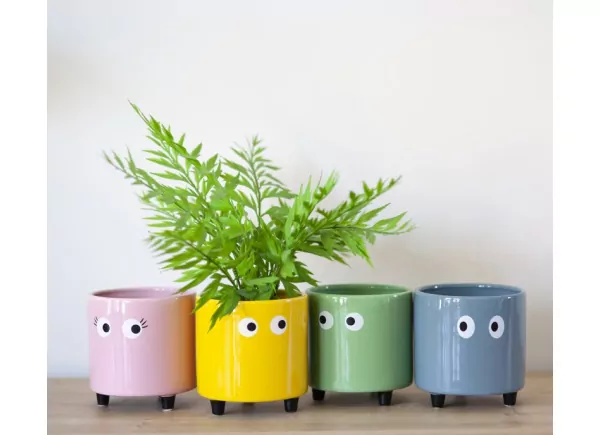 Maceteros con ojos TAMPERE Maceteros con ojos TAMPERE