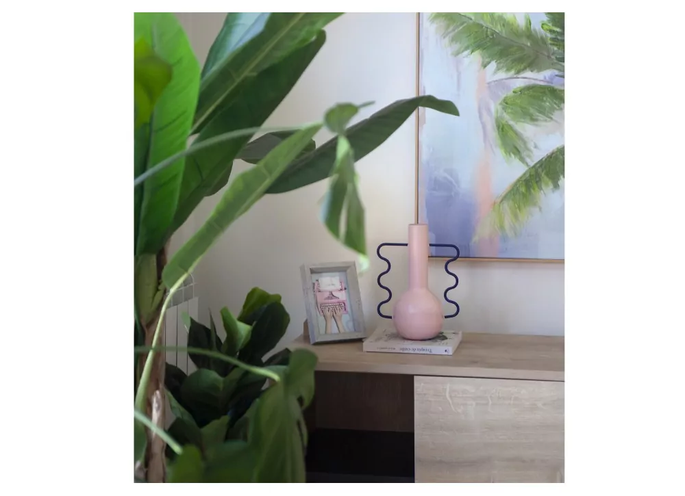 Jarrón de metal pintado FORSSA Jarrón de metal pintado FORSSA