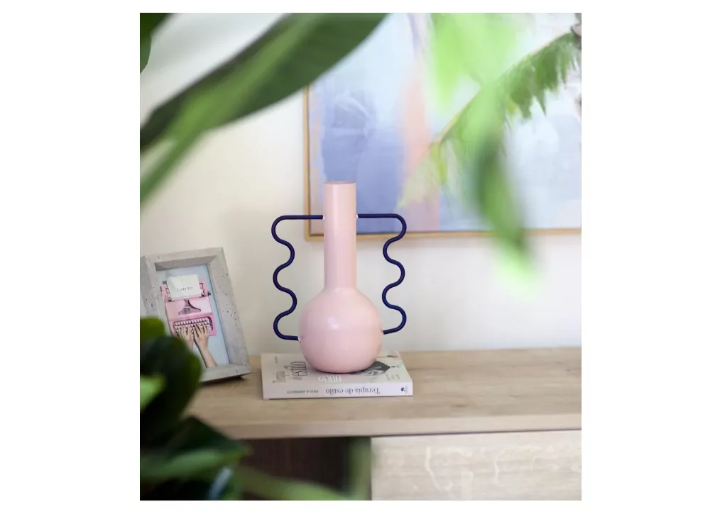 Jarrón de metal pintado FORSSA Jarrón de metal pintado FORSSA