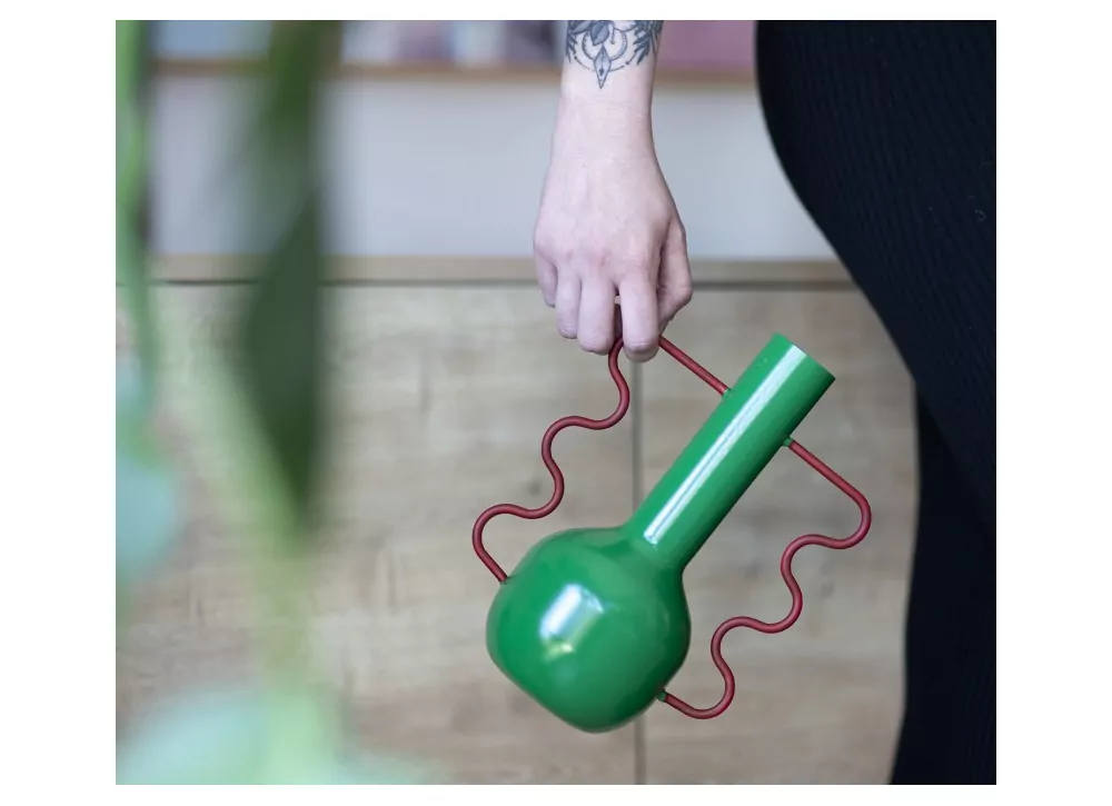 Jarrón de metal pintado FORSSA Jarrón de metal pintado FORSSA