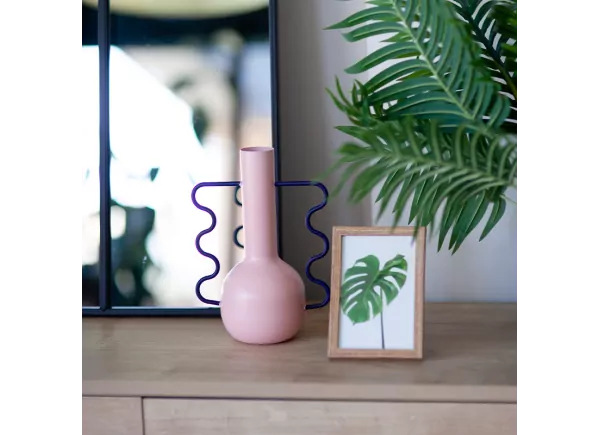 Jarrón de metal pintado FORSSA Jarrón de metal pintado FORSSA