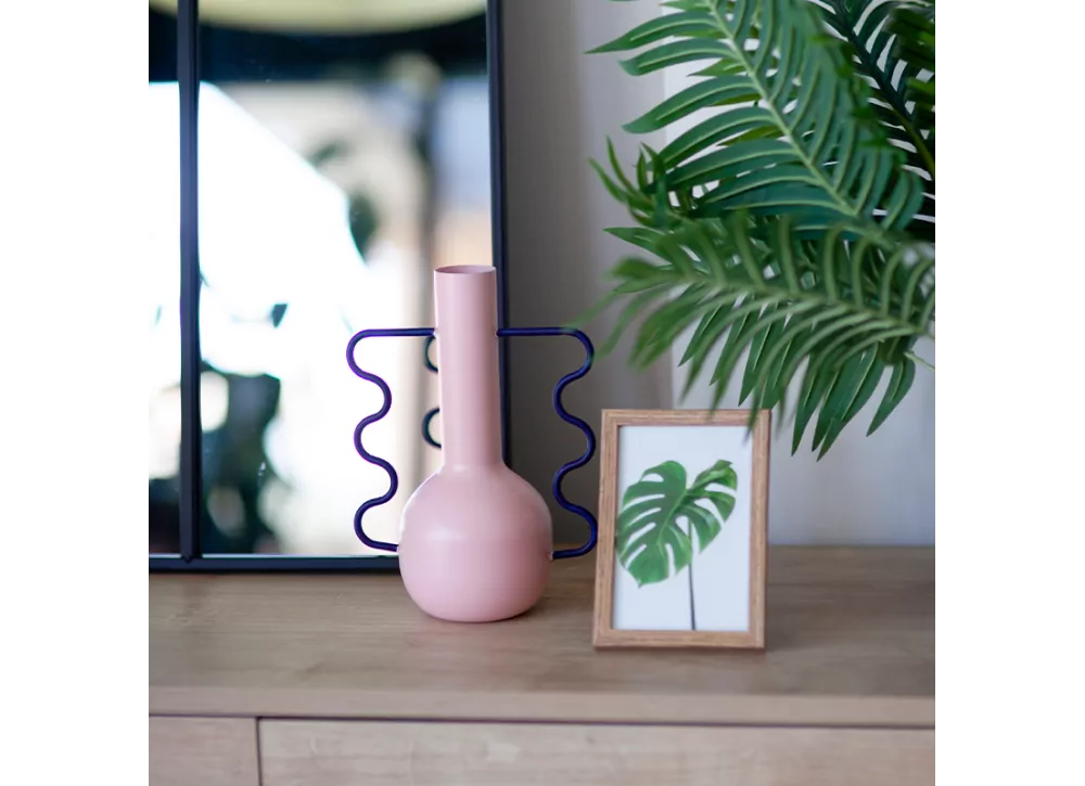 Jarrón de metal pintado FORSSA Jarrón de metal pintado FORSSA