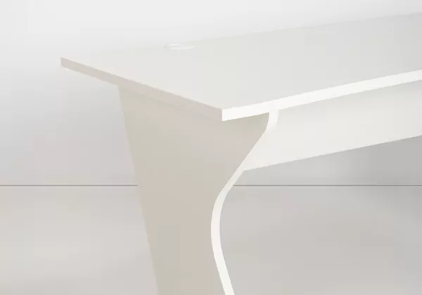 Mesa de escritorio TEC