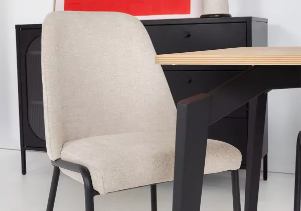 Mesa de comedor fija FUN