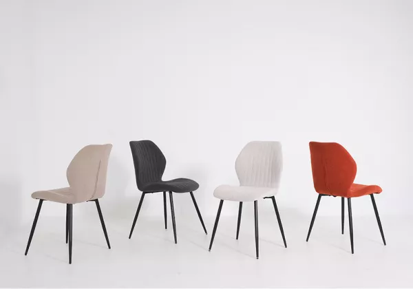 Cadeira de jantar estofada MIMI