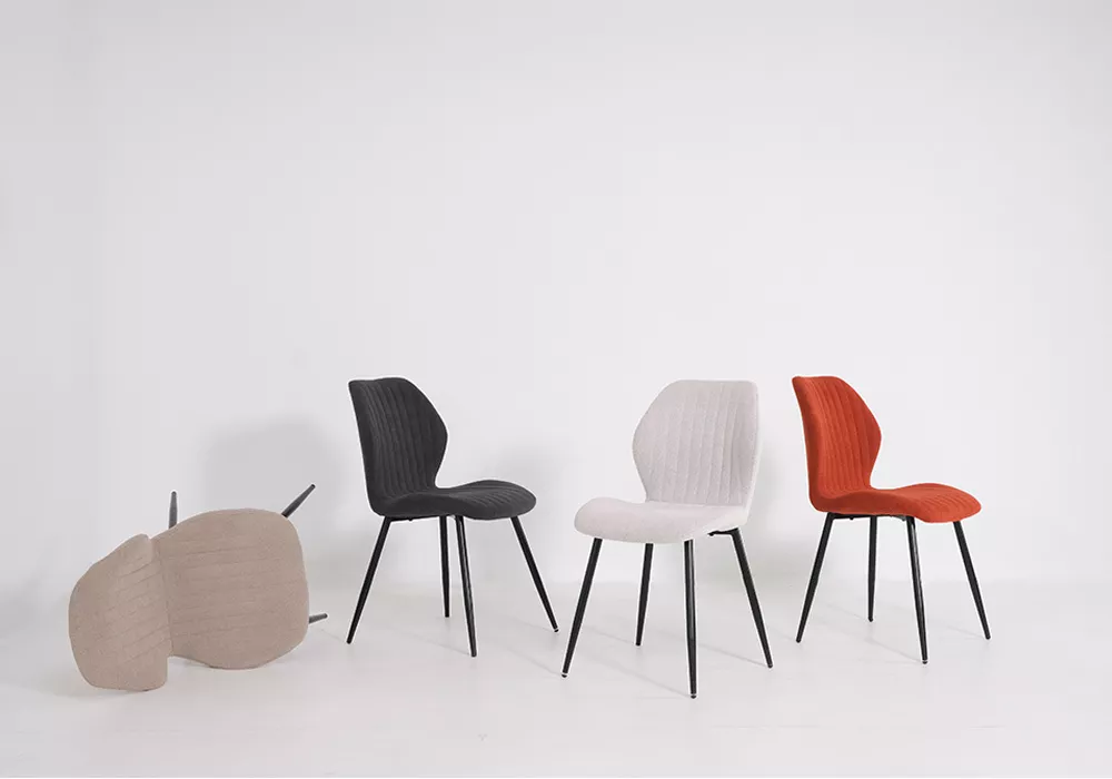 Cadeira de jantar estofada MIMI