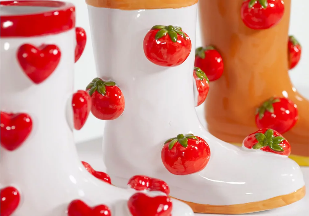 Macetero na forma de inicialização TOMATO Macetero na forma de inicialização TOMATO