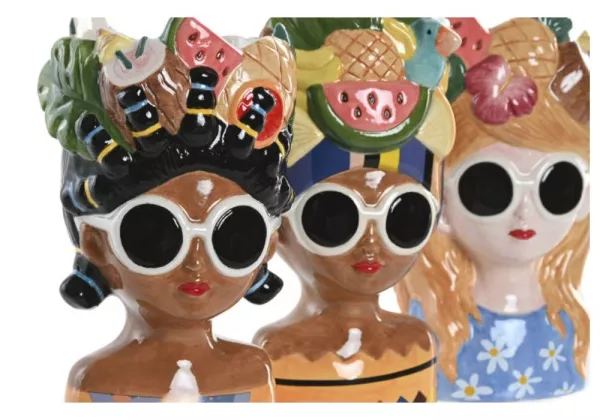 cópia do busto mais pastor de mulher tropical