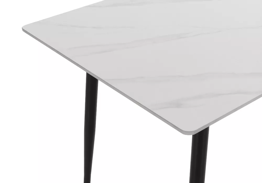 Conjunto mesa y cuatro sillas VAIA