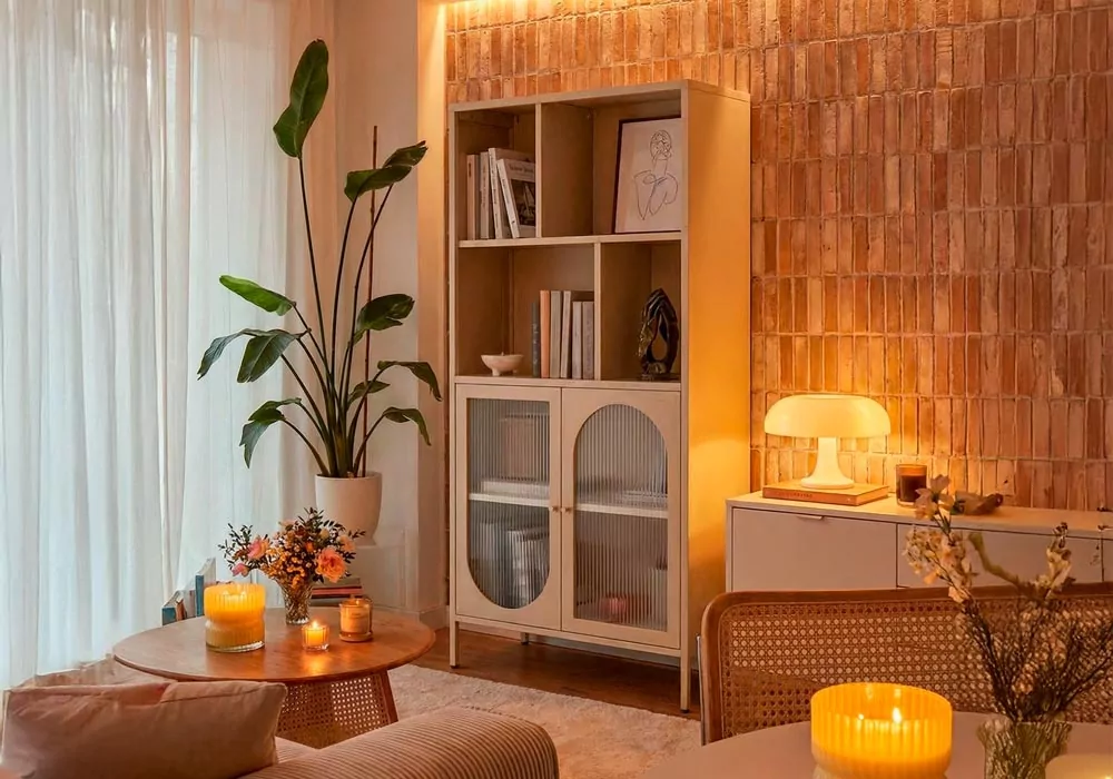 Vitrina 2 puertas y 4 huecos metálica COLORS