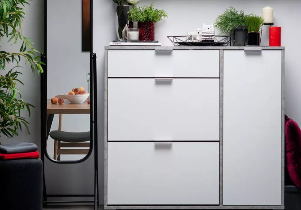 Sapateira com 2 gavetas basculantes e 1 porta ARCO Sapateira com 2 gavetas basculantes e 1 porta ARCO