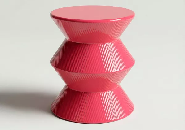 Mesa auxiliar metálica VIDA rosa frontal