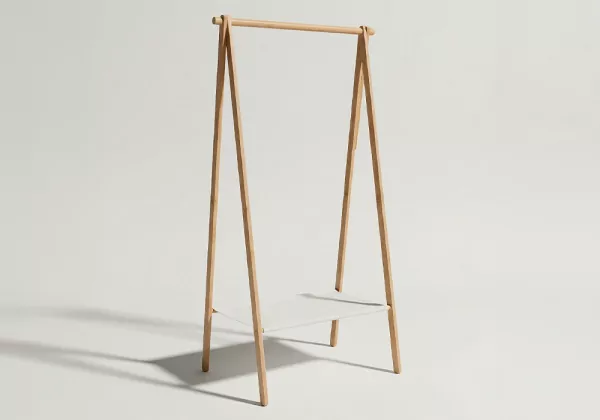 Perchero de pie de bambú BRUMA