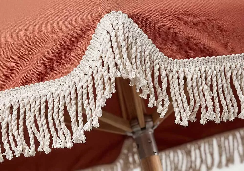 Sombrilla de jardín con flecos ALISIO Detalle Sombrilla de jardín con flecos ALISIO Detalle