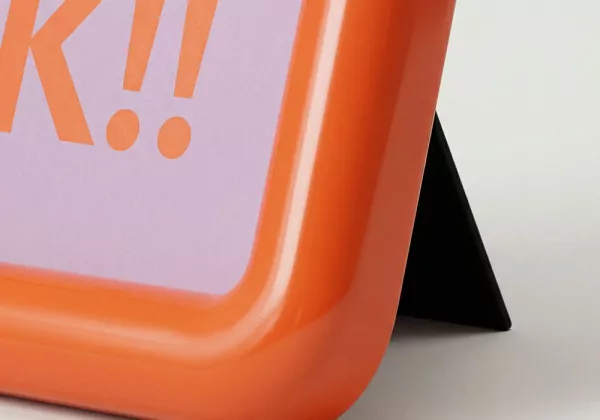 Marco con forma de arco MARINA Rojo Detalle