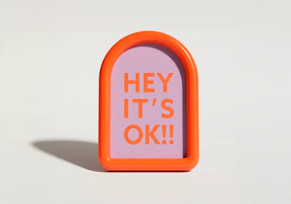 Marco con forma de arco MARINA Rojo Frente