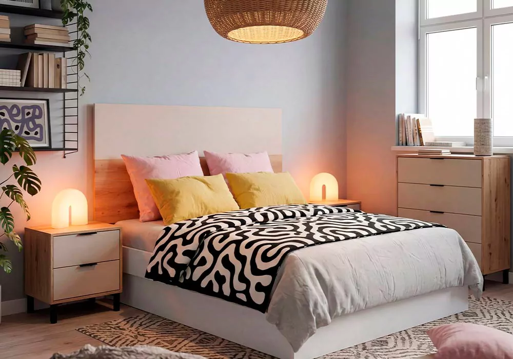 Cómoda com 4 gavetas LOIRA Cómoda com 4 gavetas LOIRA