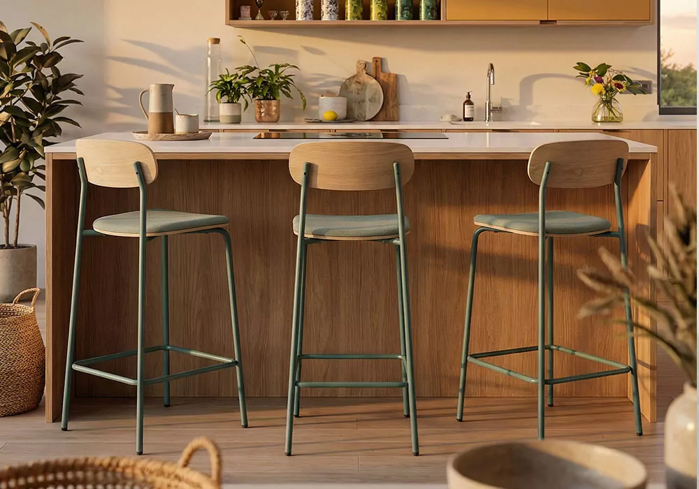 Taburete pata metálica ADRIEN ambiente aguamarina