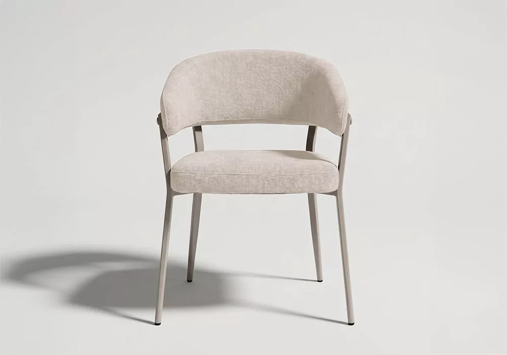 Silla comedor respaldo curvo EMI