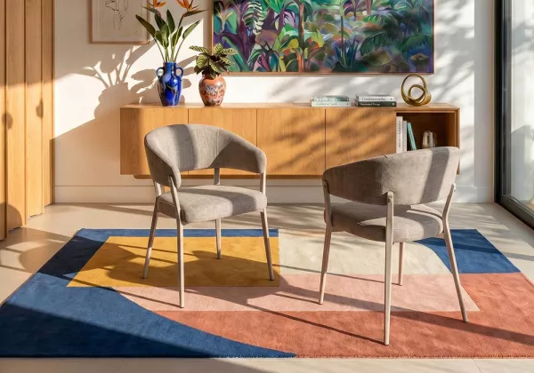 Silla comedor respaldo curvo EMI- taupe detalle 2