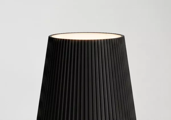 Lámpara de mesa REBEL
